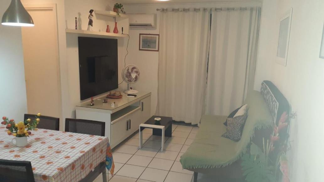 Na Beira Mar De Pajucara- Edif Neo- Apartamento Quarto E Sala- Tem Varanda - Vista Lateral Do Mar- Rua Julio Plech Filho 60 Esquina Com Avenida Doutor Antonio Gouveia - Consumo Eletrico E Pago No Ckeck-Out 1Kwh E 1,35 Reias Maceió المظهر الخارجي الصورة